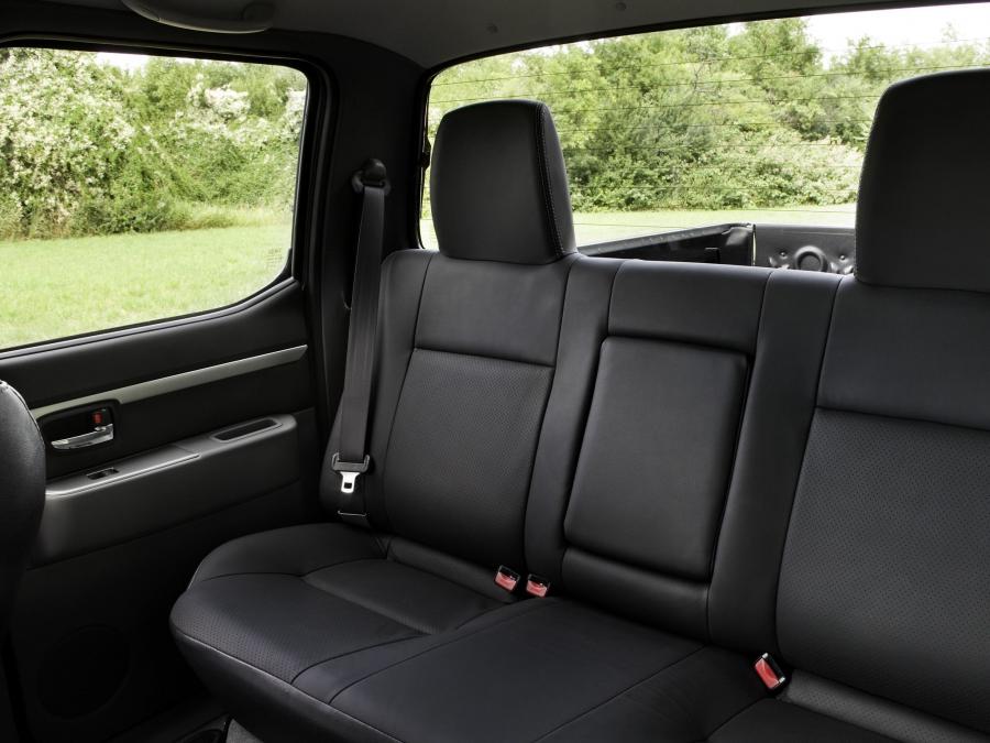  Mazda BT-50 Double Cab 2008 года  (UK) (фото 13 из 18)
